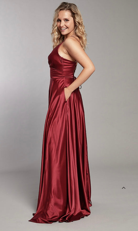 Veitslukjóli svartur, myrkabláur og ráhvítur 2400 kr