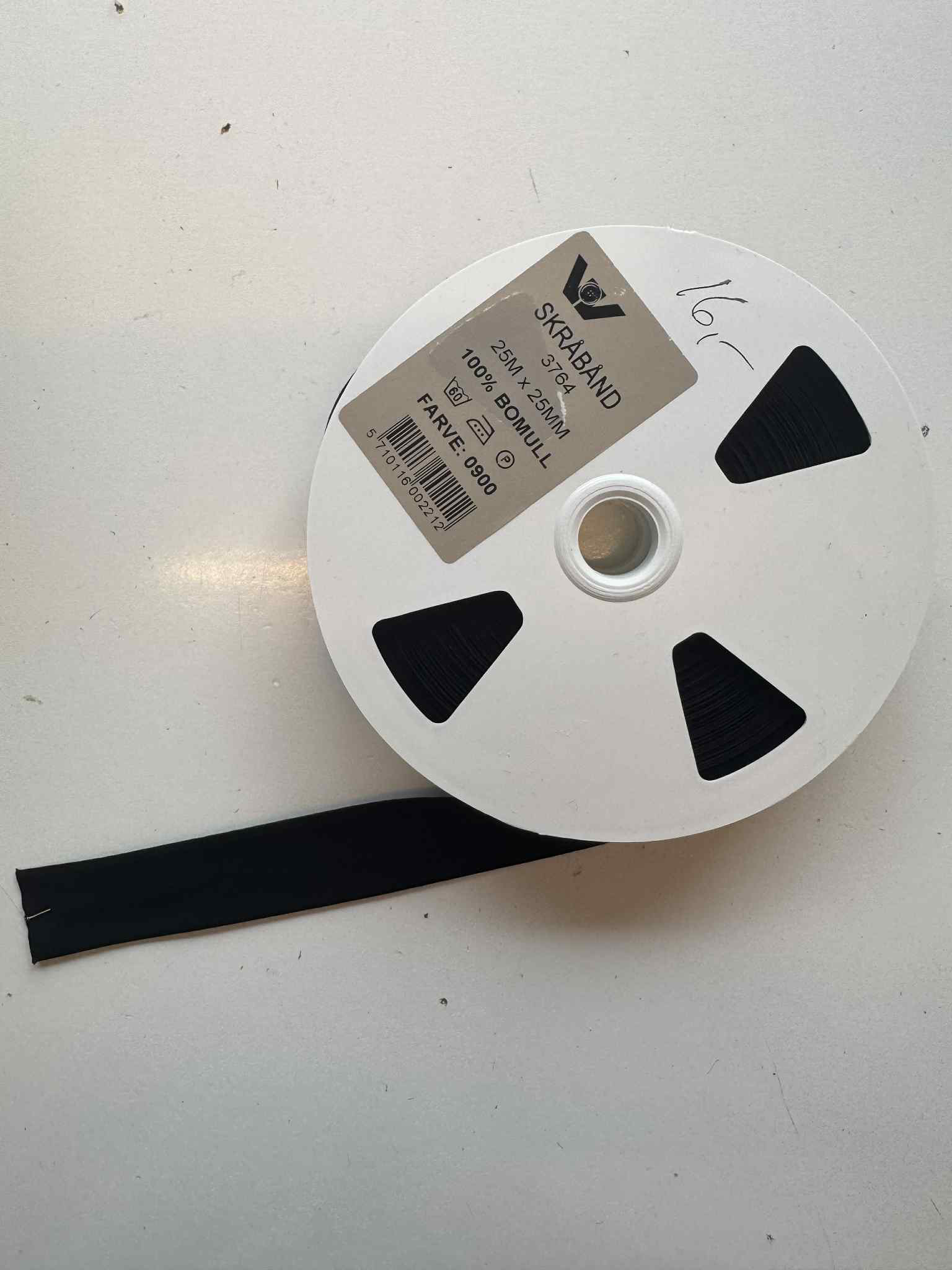 Skráband 25mm svart 16 kr mtr.