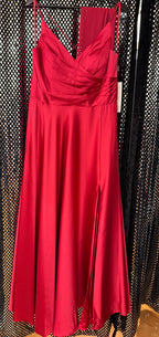 Myrkabláur og reyður veitslukjóli við bindibond aftan 2400 kr