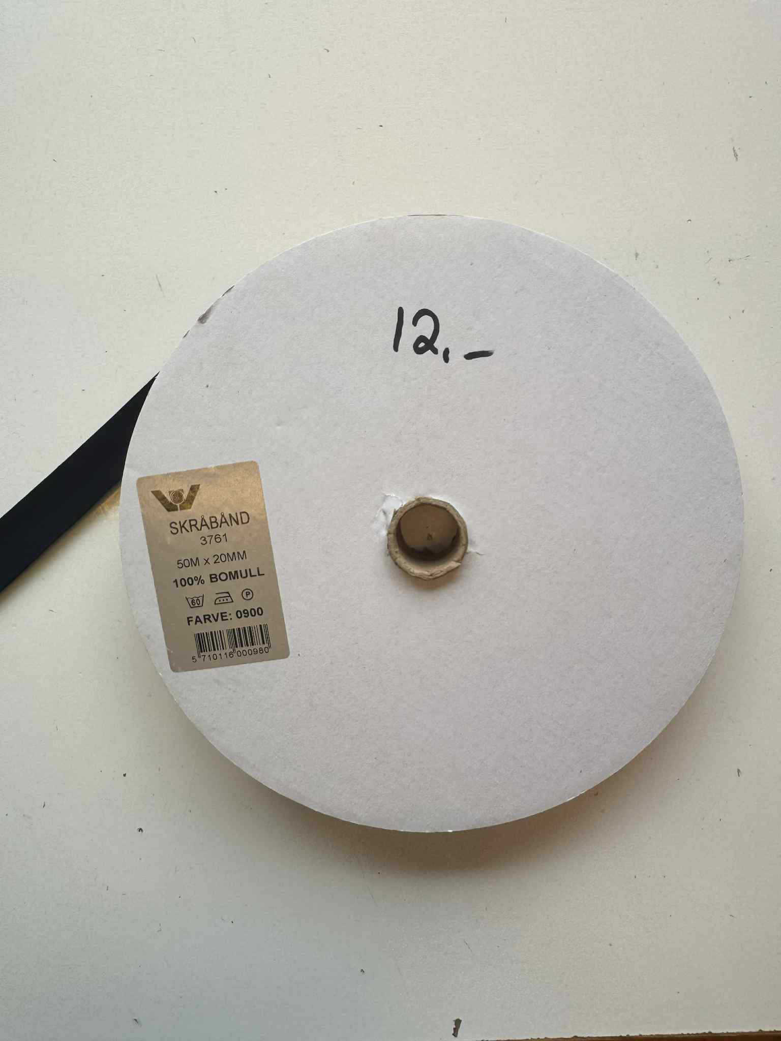 Skráband reytt ella svart 20 mm 12 kr mtr.