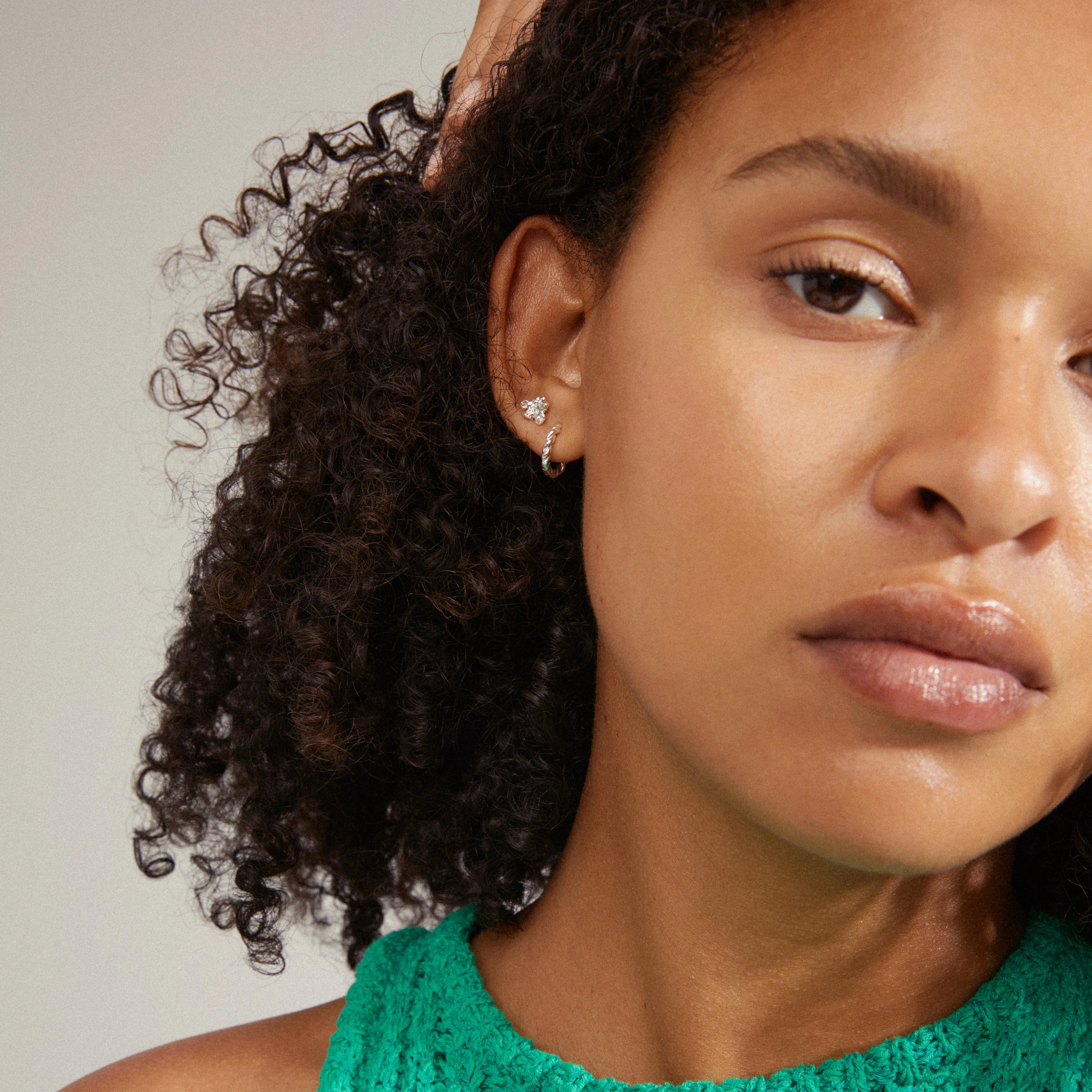 Pilgrim EMANUELLE Oyrnalokkar