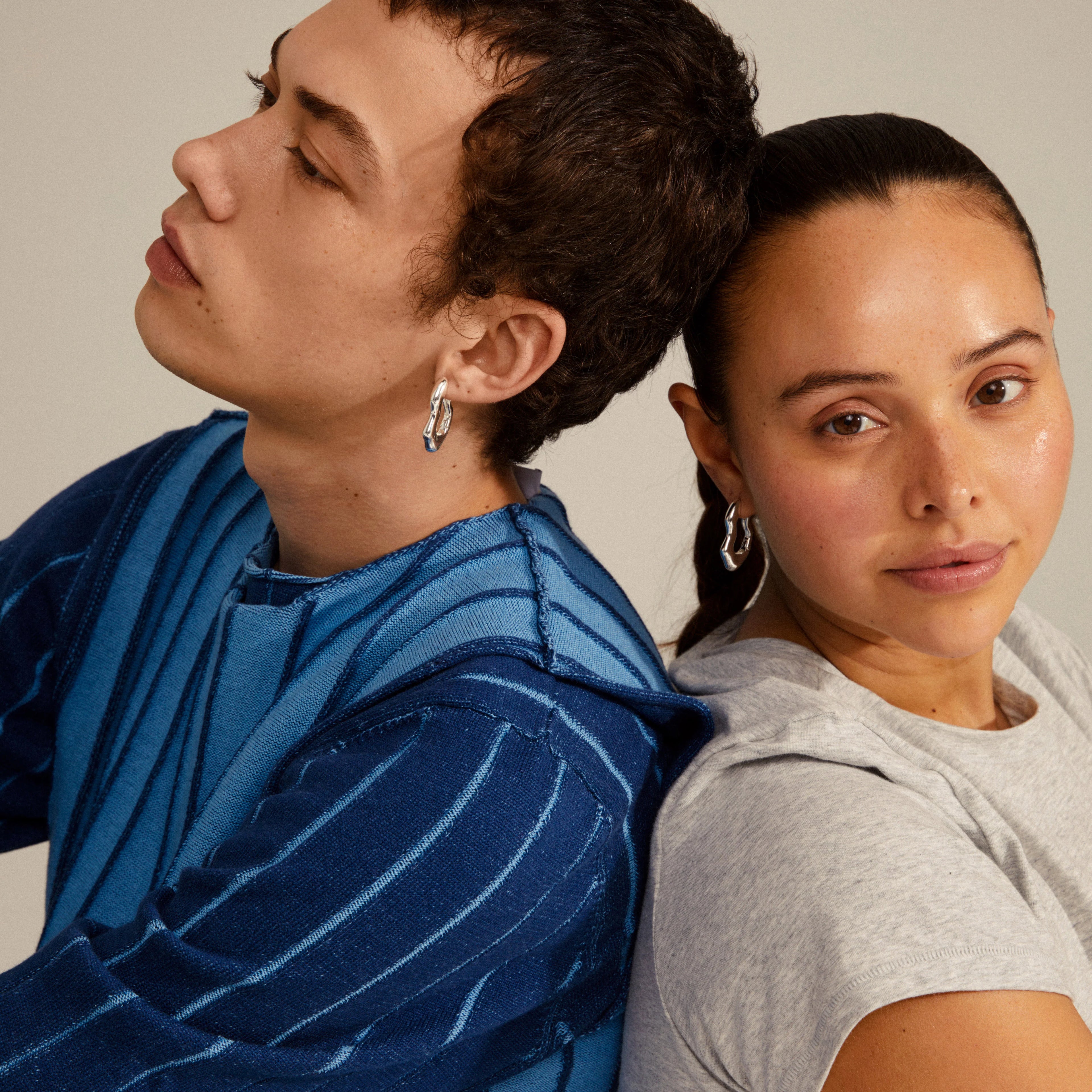 Pilgrim LOULIA Oyrnalokkar