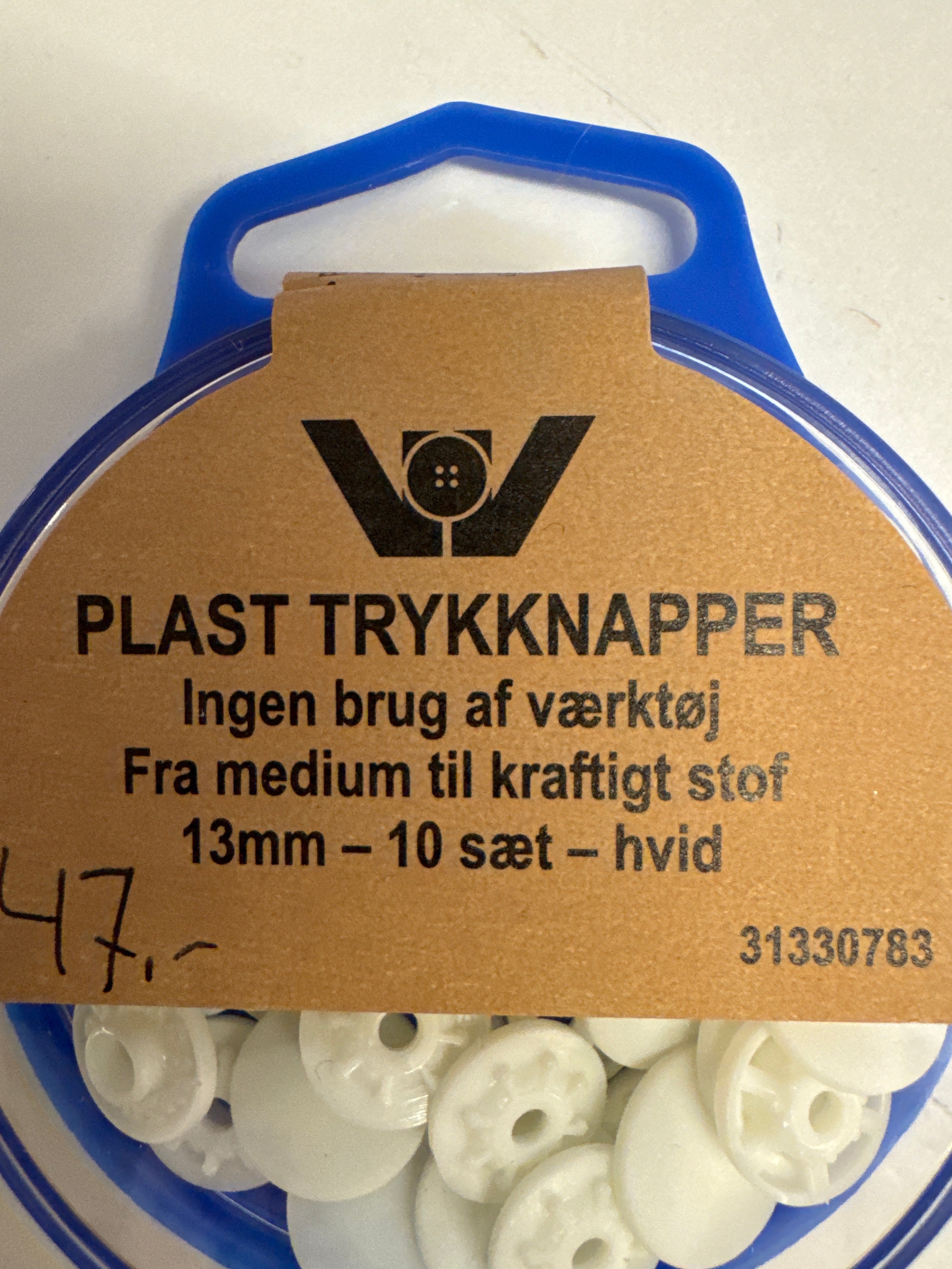 Trykknappar svart/hvítt 47 kr