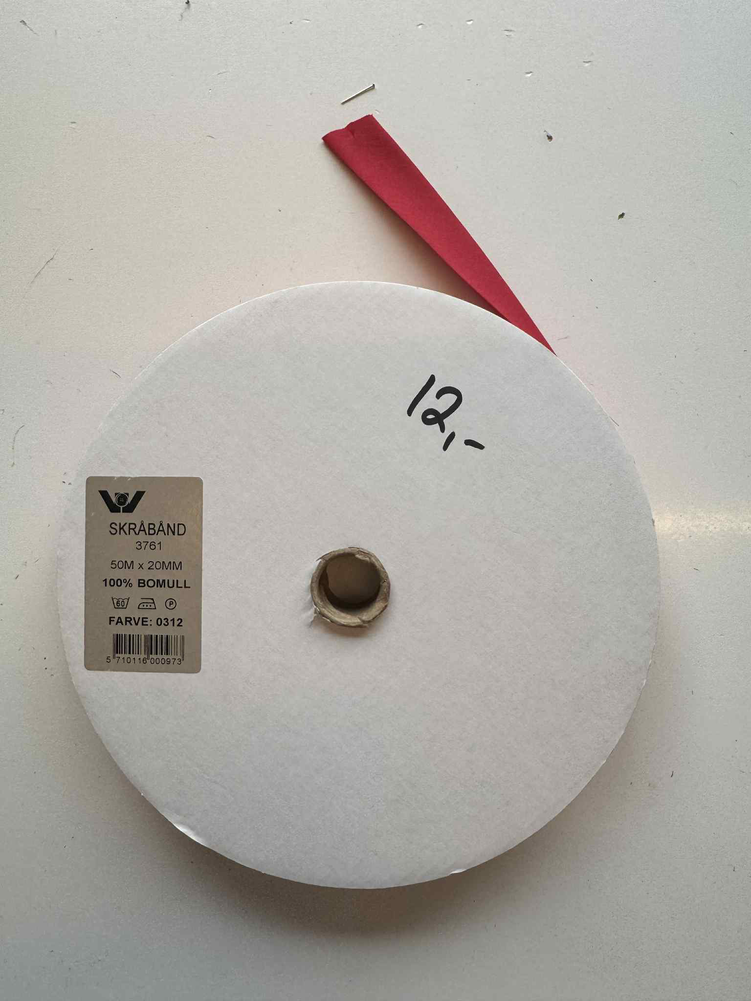 Skráband reytt ella svart 20 mm 12 kr mtr.