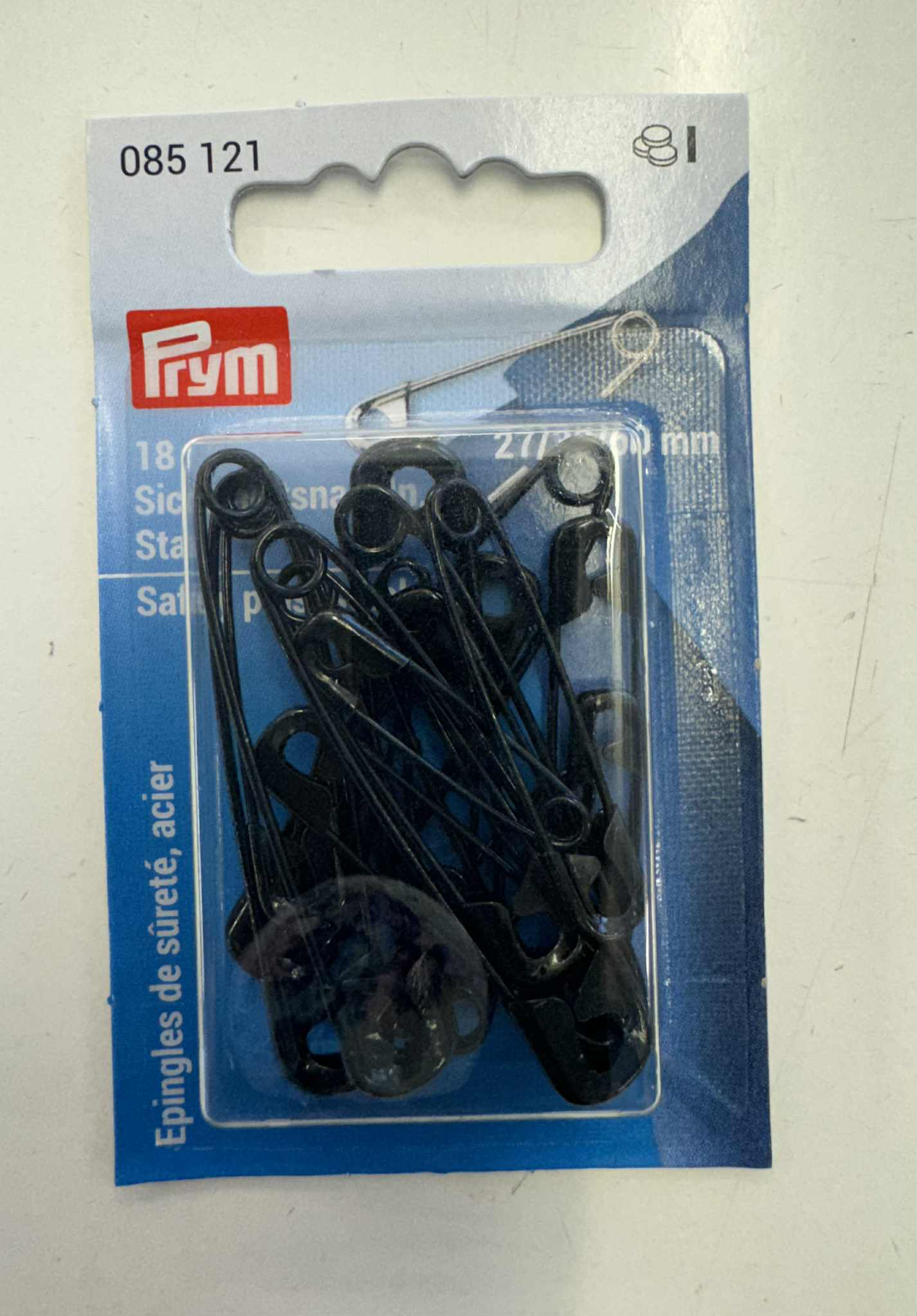 Læsinálir svartar ymskar støddir