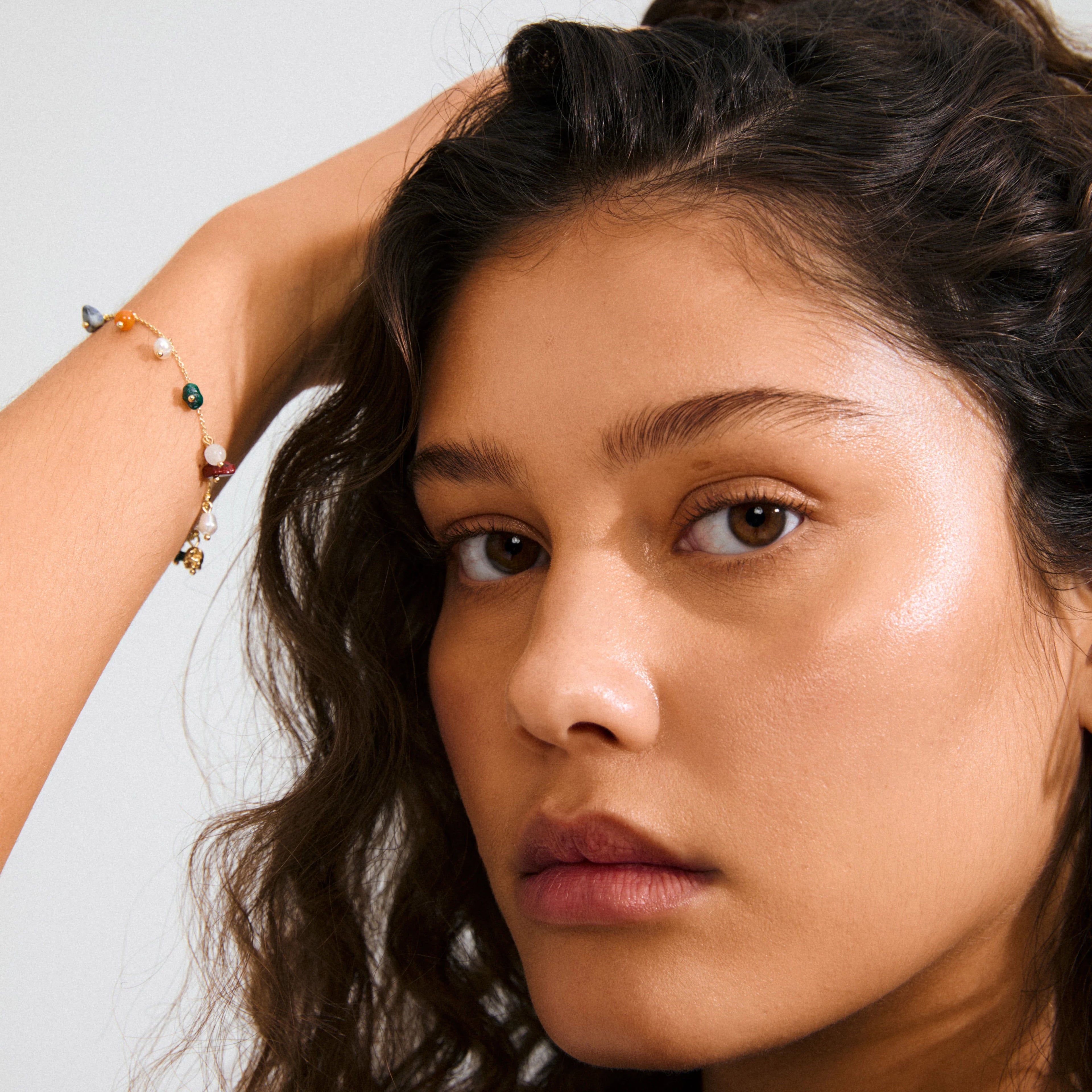 Pilgrim BETWEEN Armabnd