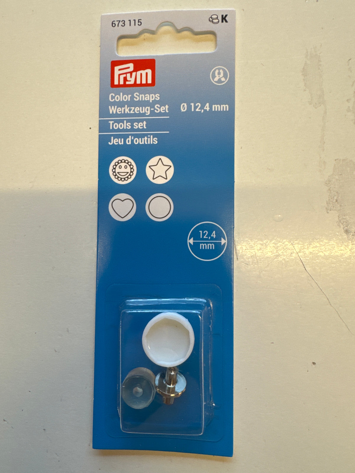 Værktøj til plast trykknap