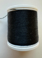 Metter tráðut ekstra strong  100 % polyester 125 mtr.