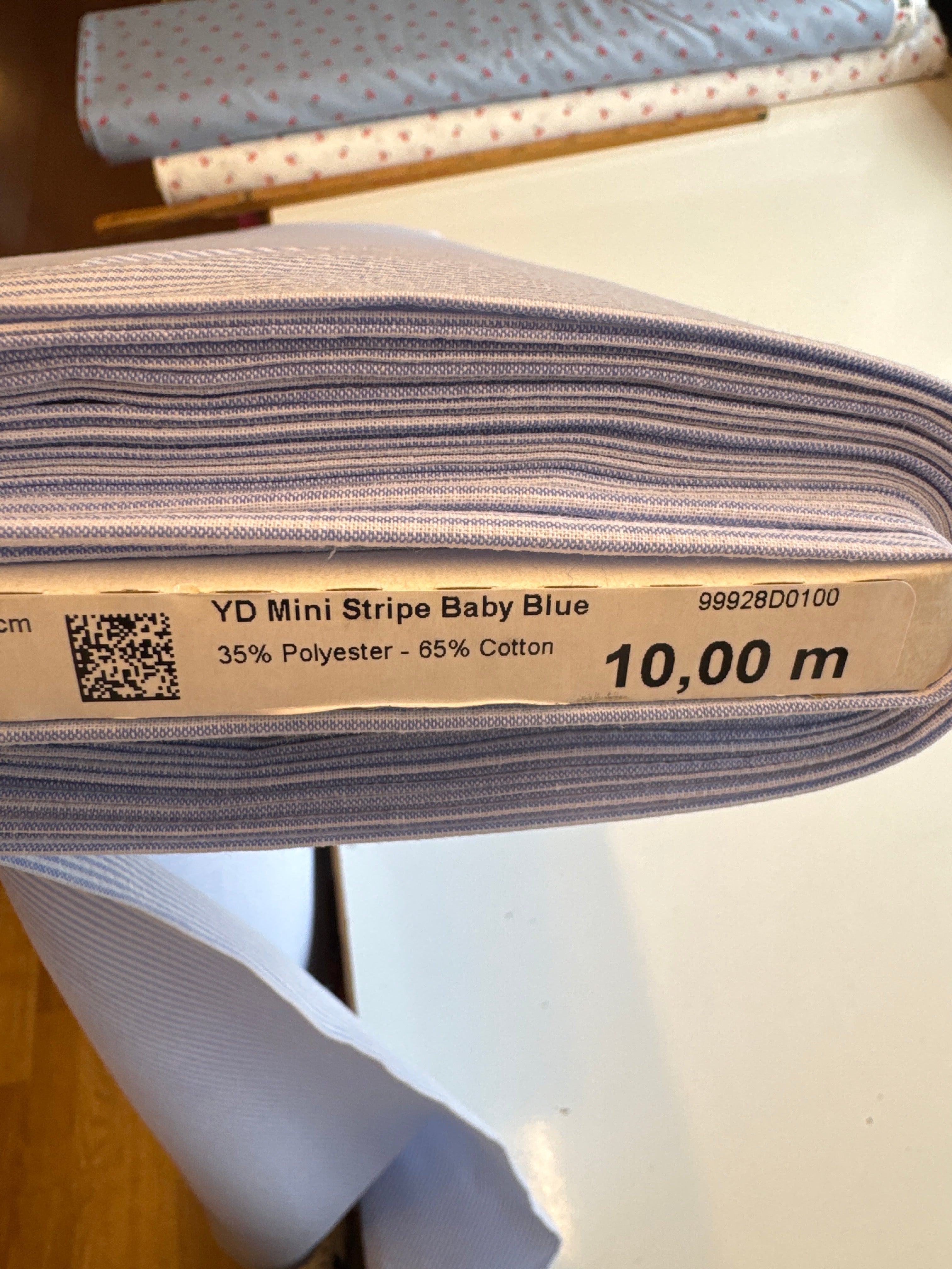 Mini strípur bummull uttan strekk 135 kr mtr.
