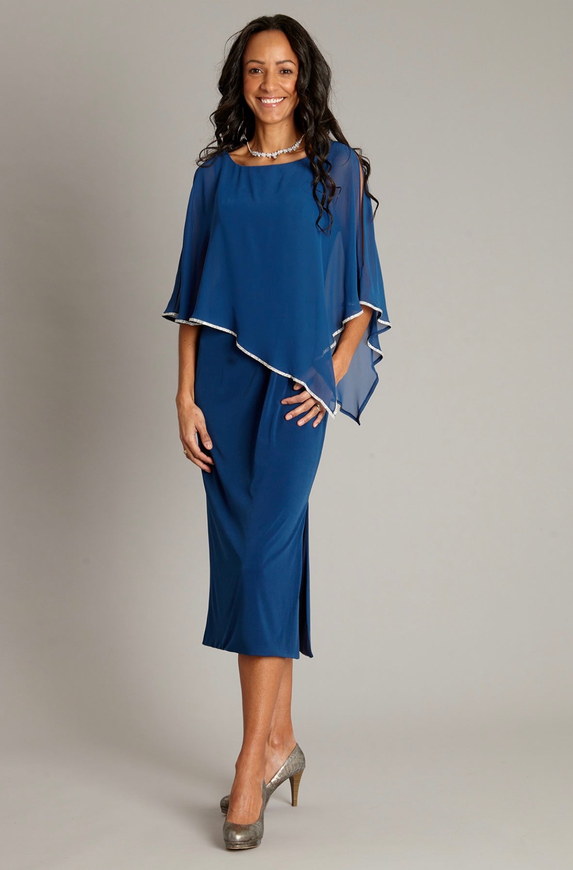 Stuttur bláur kjóli stødd XL 1200 kr