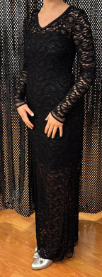 Svartur blondukjóli stødd S/M 1198 kr