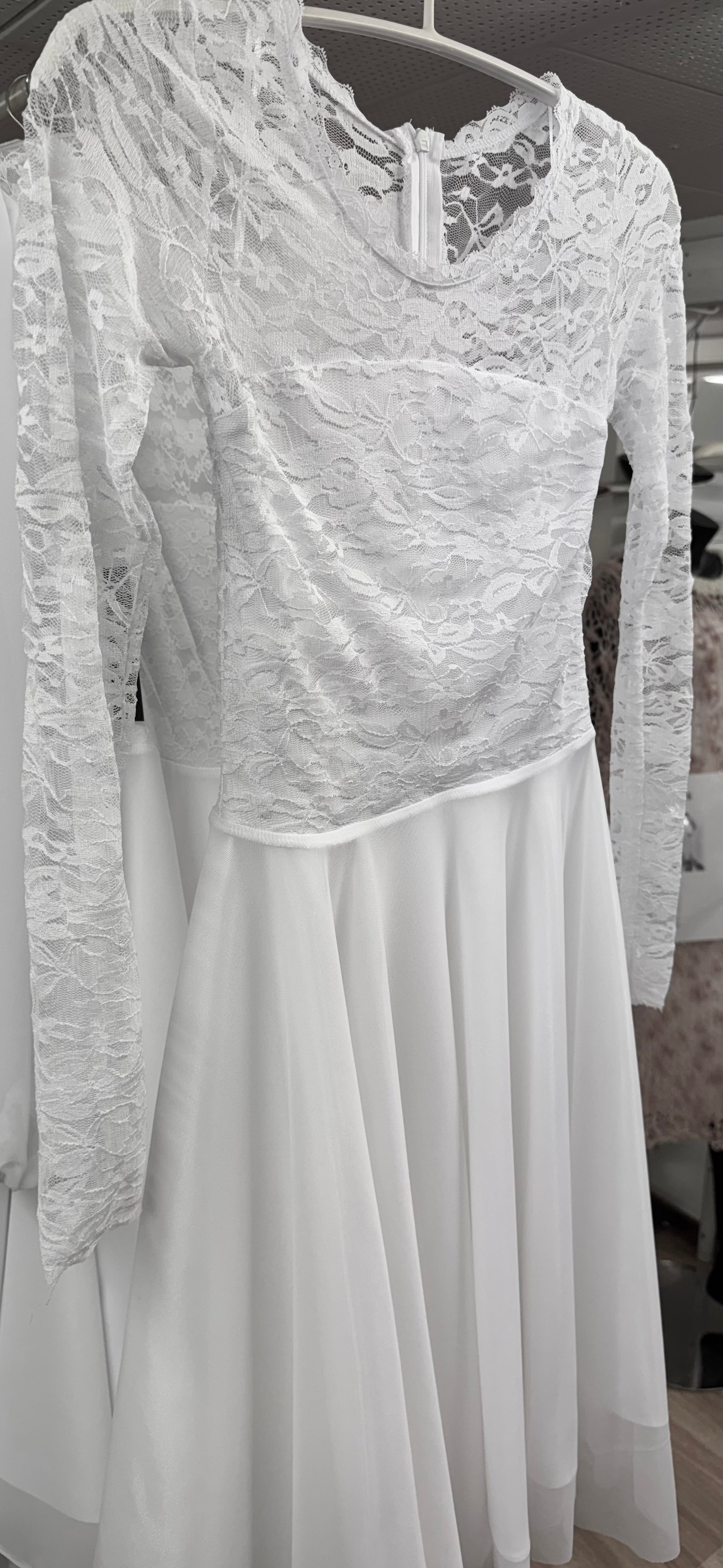 Fípa uttan belti - fermingarkjóli