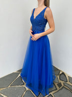 Kongabláur og grønur veitslukjóli stødd S og XL 2500 kr