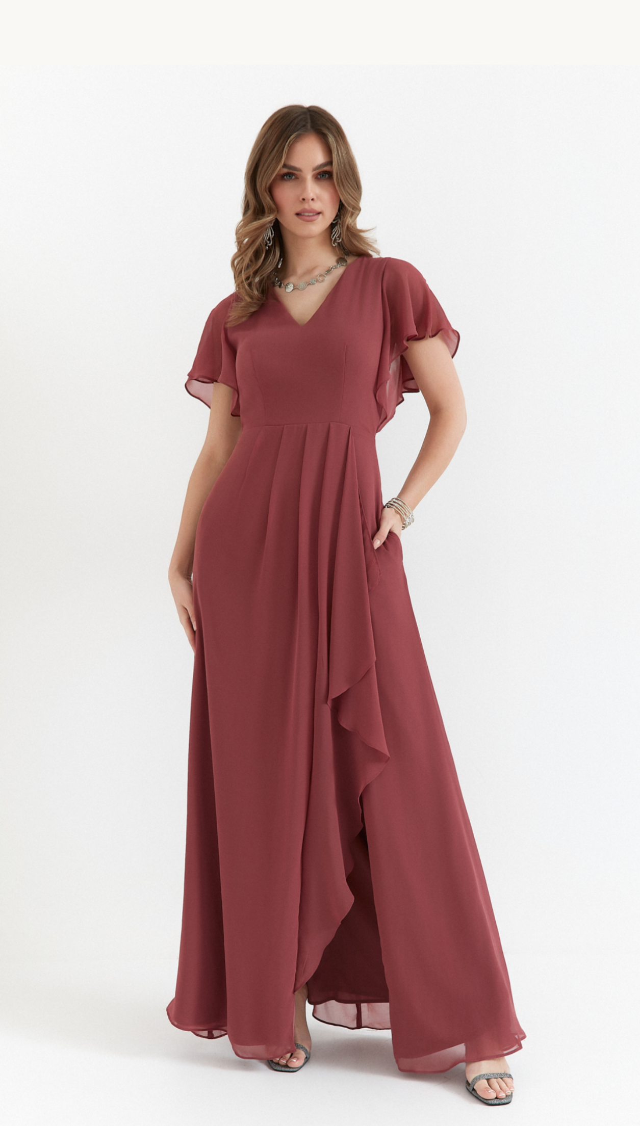 Veitslukjóli ljósagrønur, myrkagrønur og blommulitur 2500 kr