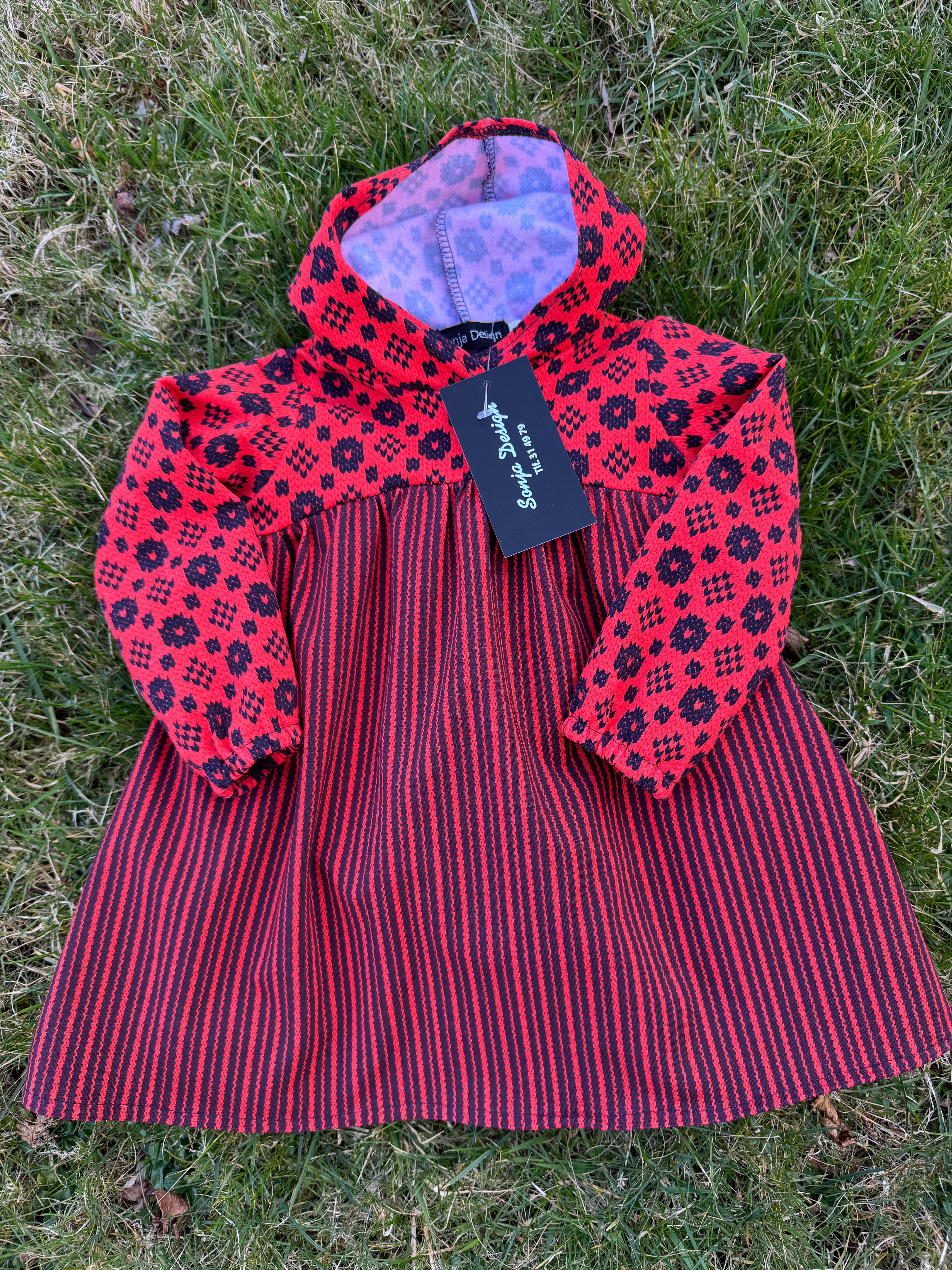 Kjóli til føroysk klæðir til børn