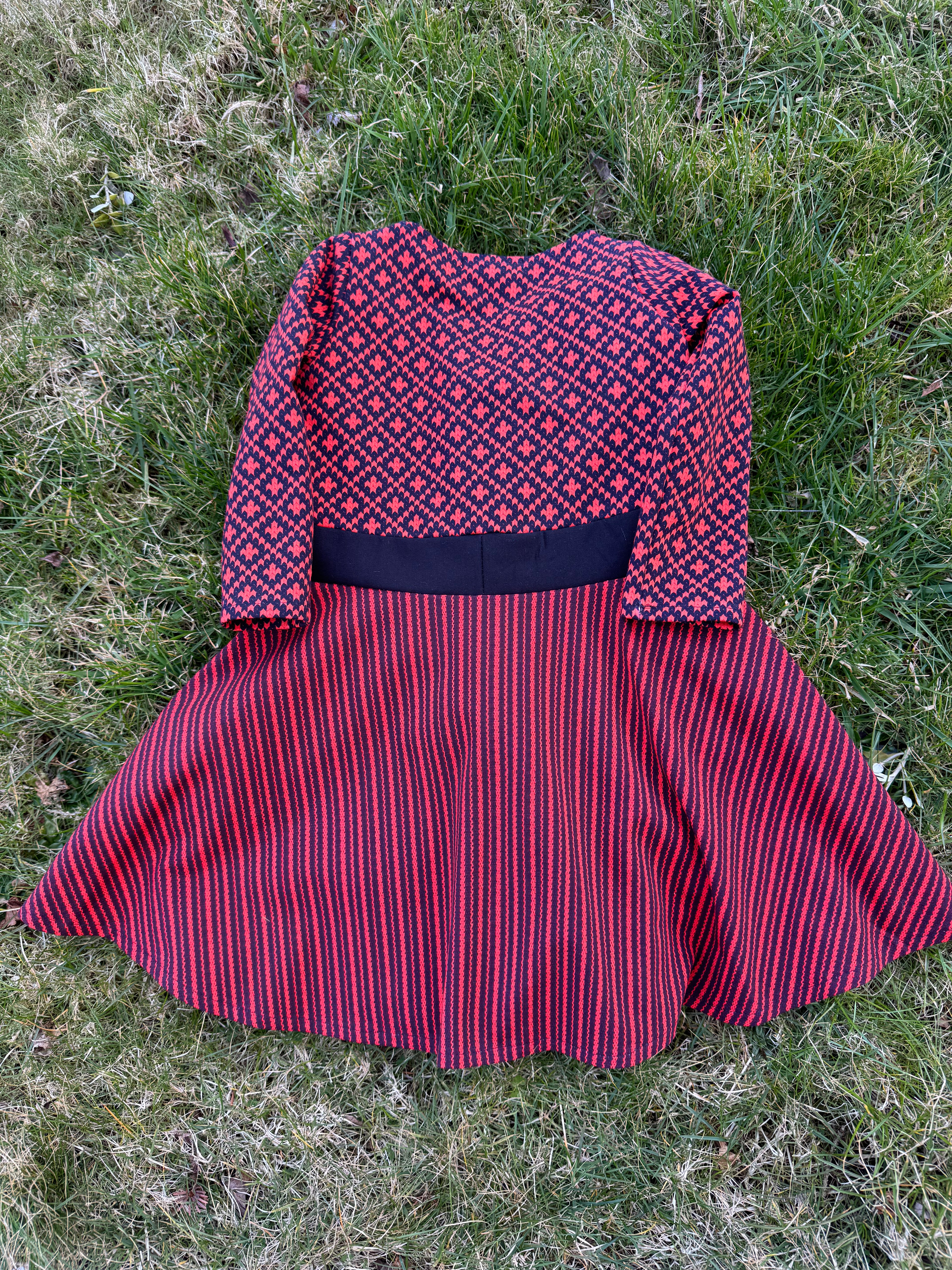 Føroysk klæðir sett til børn