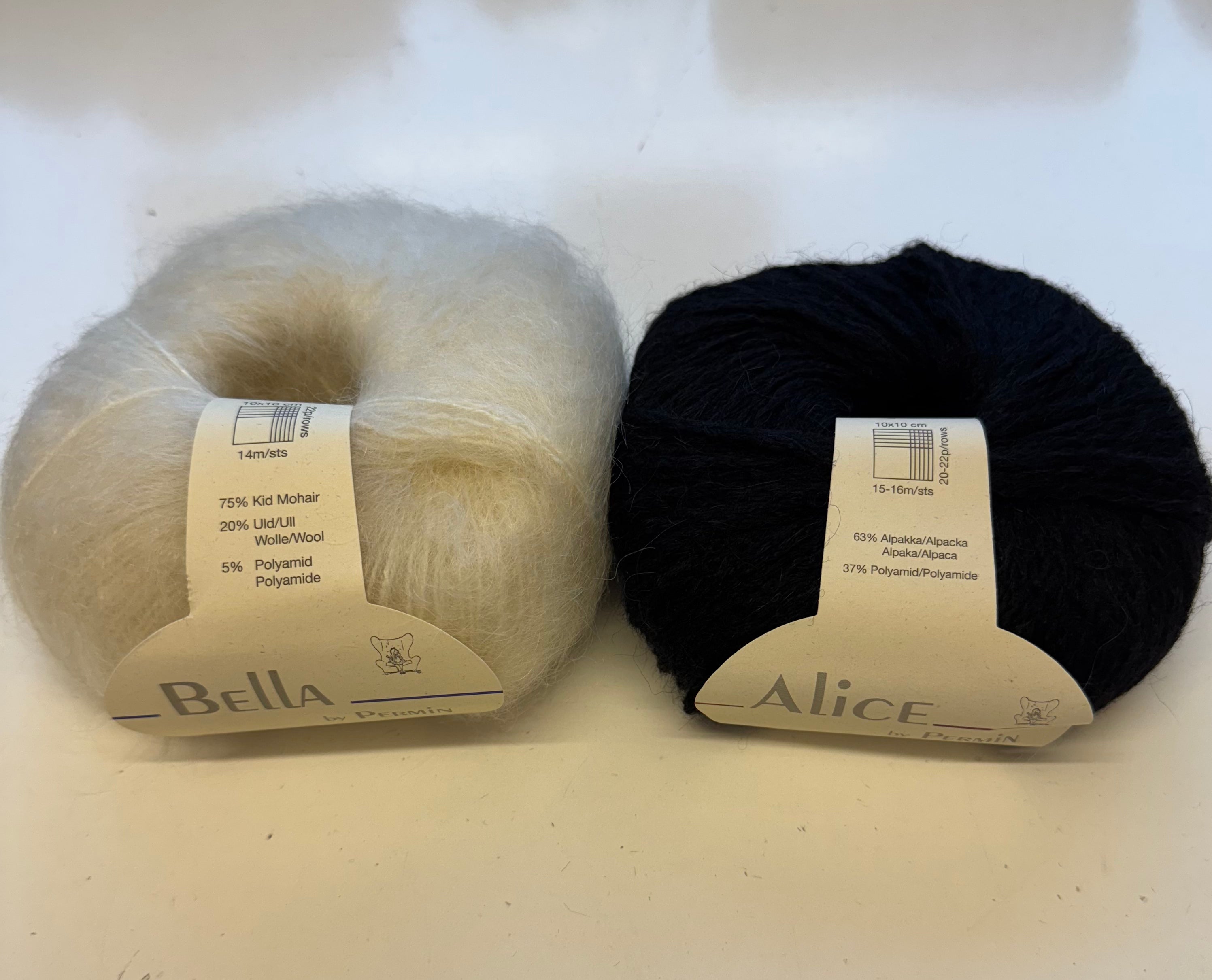 Bella / Alice uppskrift - Hvítt/Svart tógv